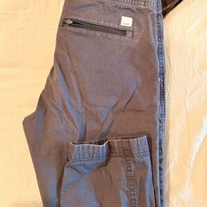 Vuori Men's Charcoal Cargo Pants